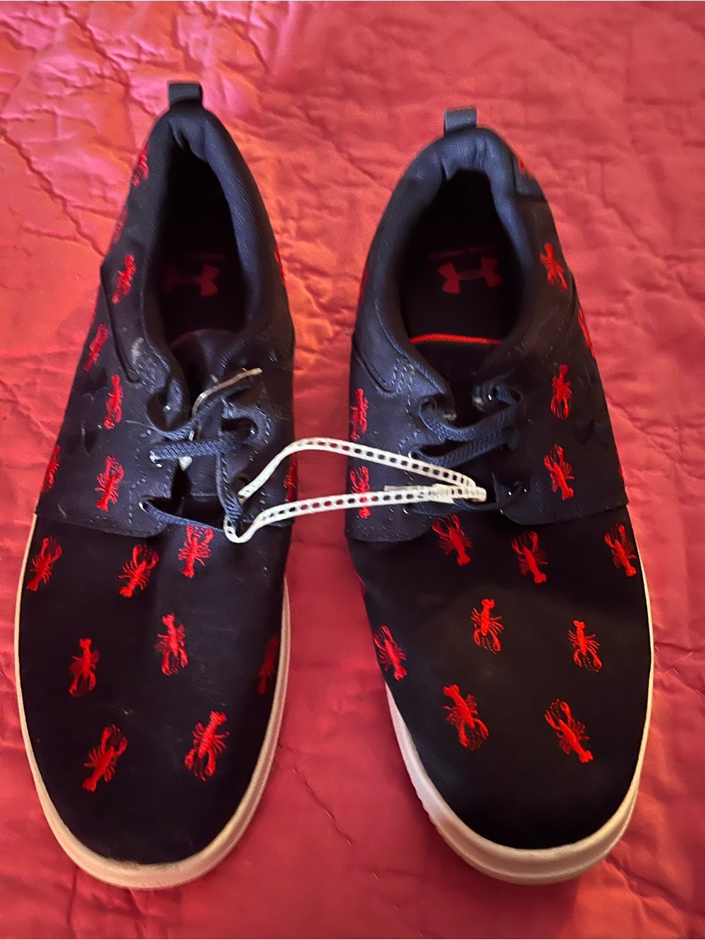 Under Armour navy blue Slip-On Red Lobster Embroidery size 8 men’s 9.5 womens